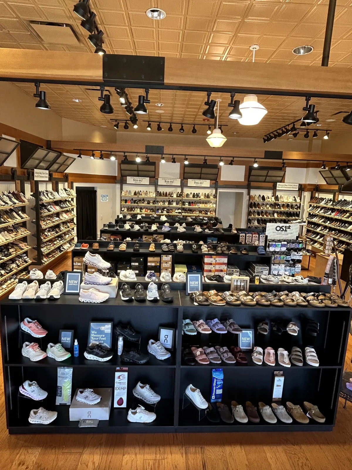 Inside The Extra Pair Center Valley &mdash; photo 1