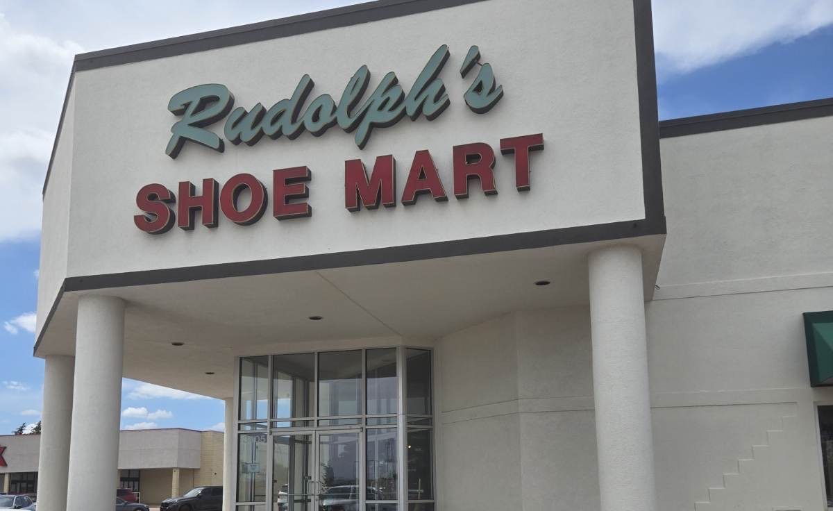 Rudolph's Shoe Mart Sioux Falls storefront